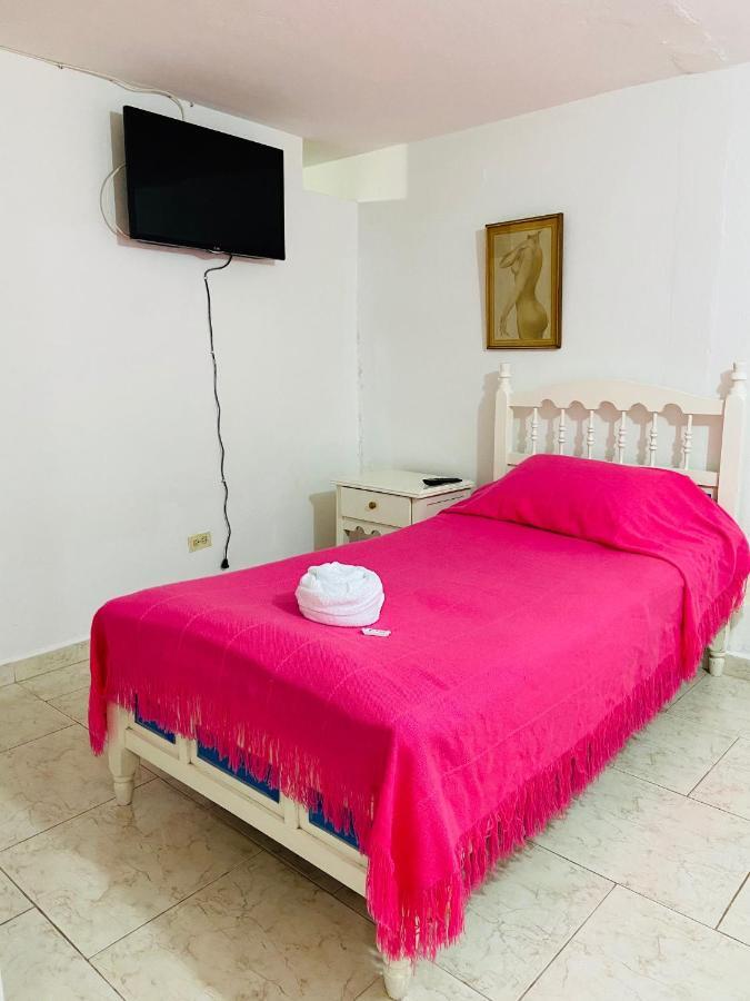 Vivienda Turistica El Zocalo Appartement Guatapé Buitenkant foto